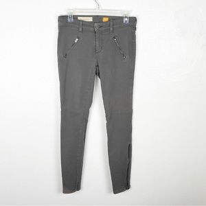 ANTHROPOLOGIE PILCRO And The Letterpress Gray Wash Serif Fit Ankle Zip Jeans 27